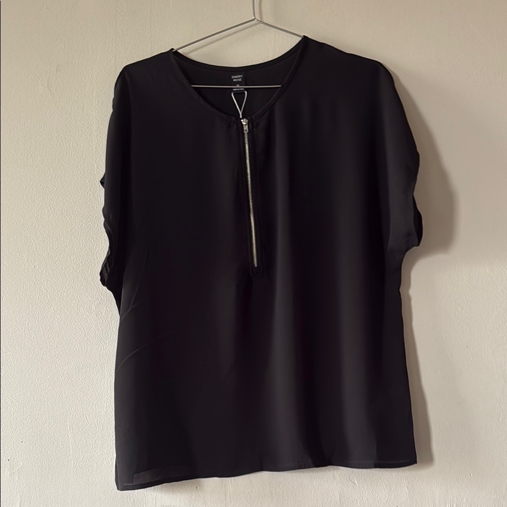 Emery Rose Black Zippered Blouse